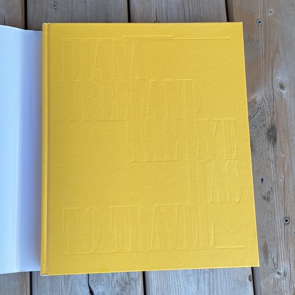 Diana Vreeland ‘The Eye Has to Travel’ Vintage Fashion Coffee Table Book - Picture 4 of 8